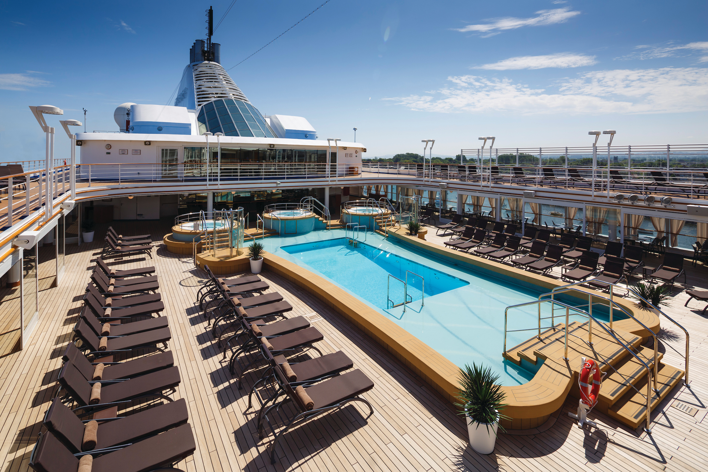 Silversea - Silver Spirit - Pool 2.jpg